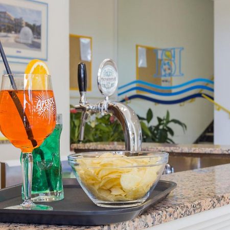 Savoia Hotel Misano Adriatico Zewnętrze zdjęcie