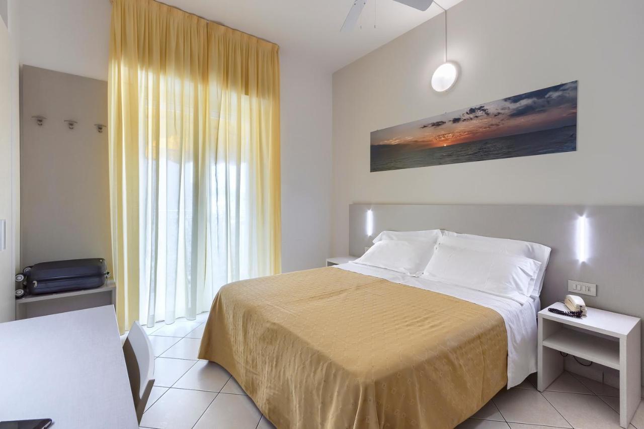 Savoia Hotel Misano Adriatico Zewnętrze zdjęcie