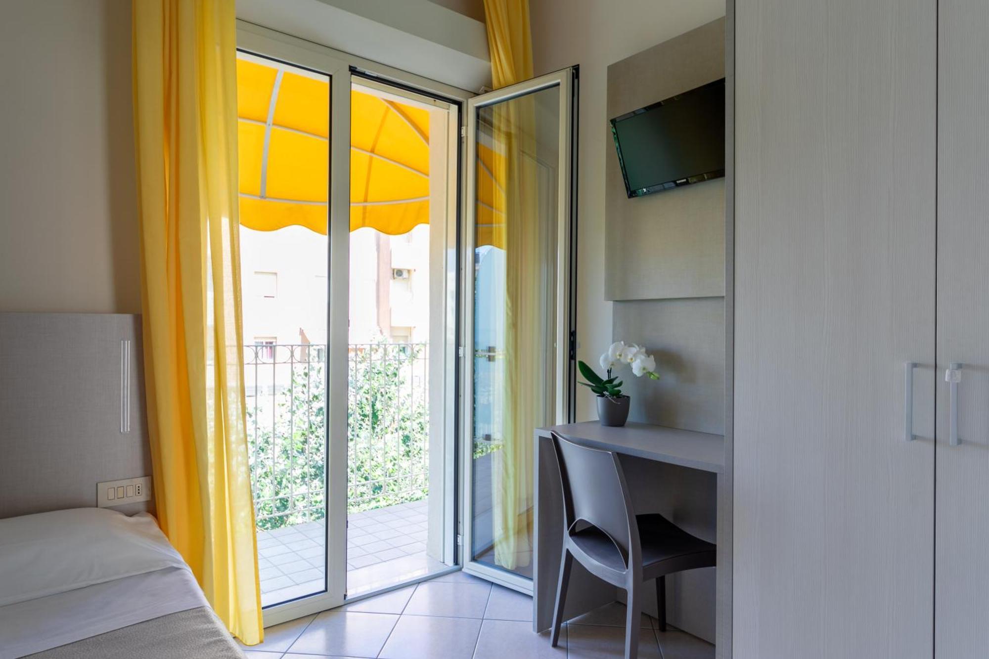 Savoia Hotel Misano Adriatico Zewnętrze zdjęcie